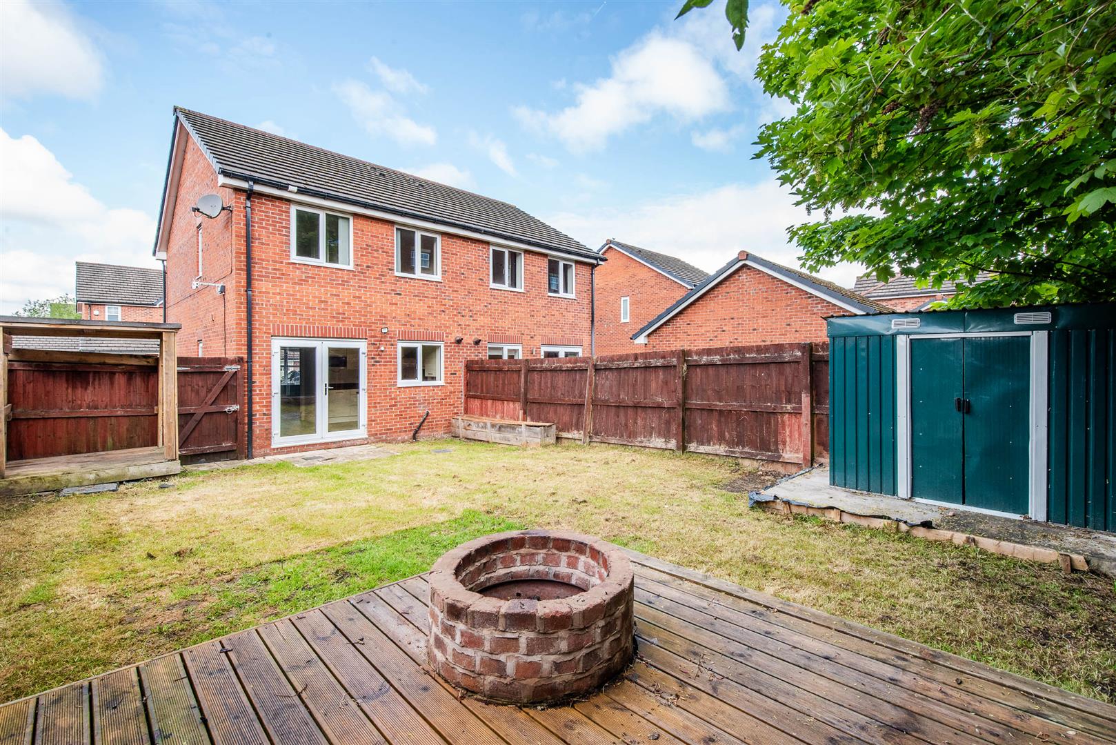 3 bed property in Cleveland Road, Leyland
